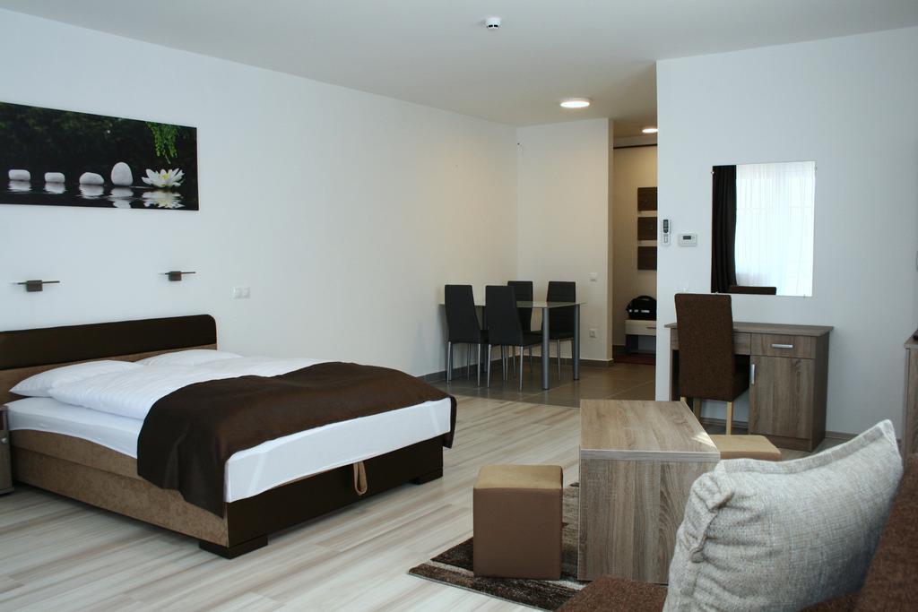 M&F Apartman Egerszalok Exterior photo