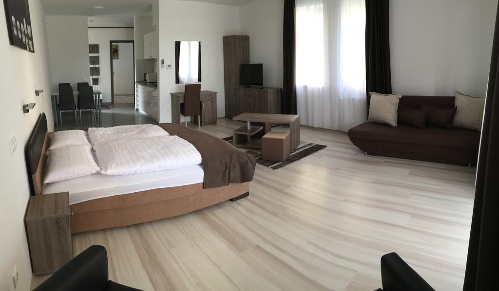 M&F Apartman Egerszalok Exterior photo
